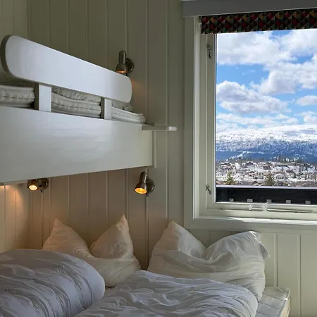 Moderne Med 3 Soverom Og 2 Bad I Sentrum